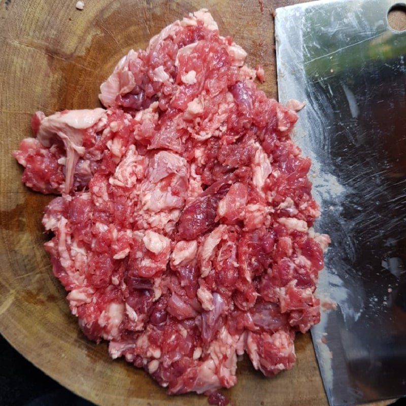 Step 2 Prepping and marinating beef for stir-fried pho