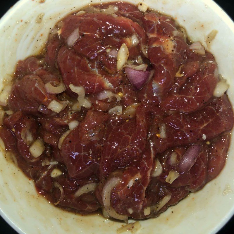 Step 2 Prepare and Marinate the Beef Stir-fried Green Beans with Beef