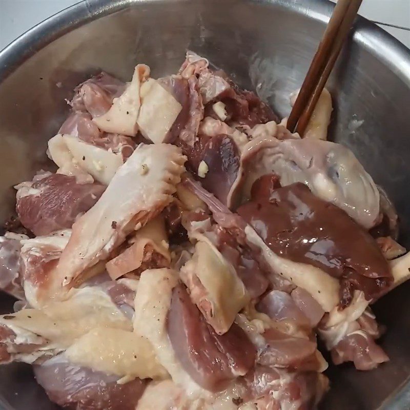 Step 1 Prepare and marinate duck meat Duck cooked with wild betel leaves