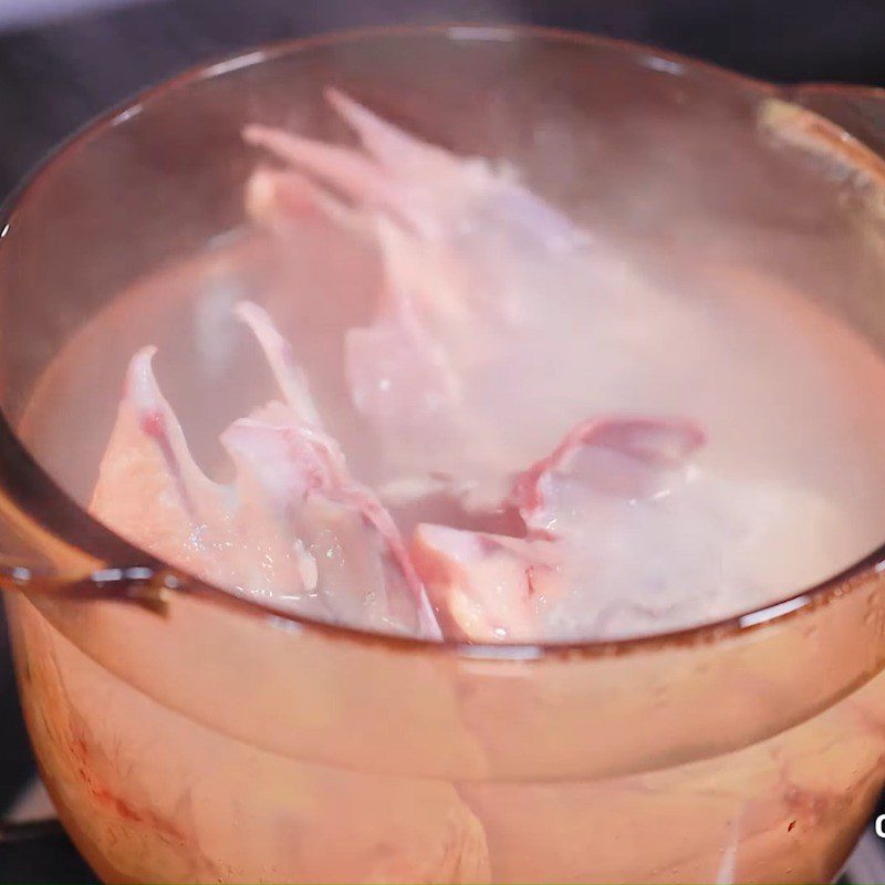 Step 1 Preparing Chicken Bones and Making Broth for Sweet Mustard Greens Soup with Ground Meat