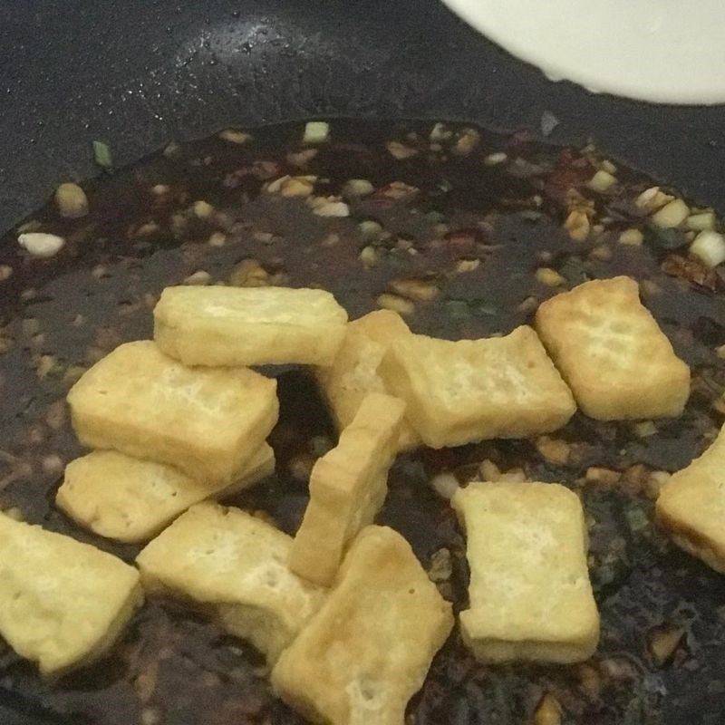 Step 4 Fried tofu with soy sauce Fried tofu with soy sauce (recipe shared by users)