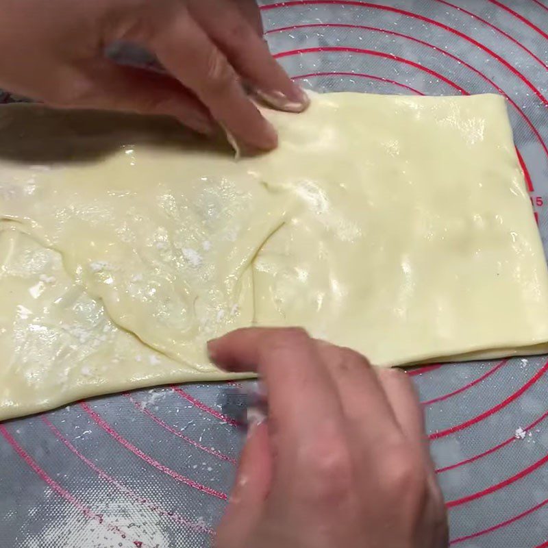 Step 3 Shaping the Pastry Cream Scone