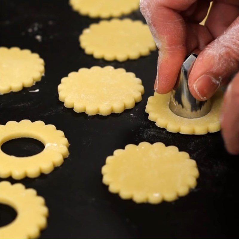 Step 4 Shape the Cake Fried Sticky Rice Cake with Red Bean Filling