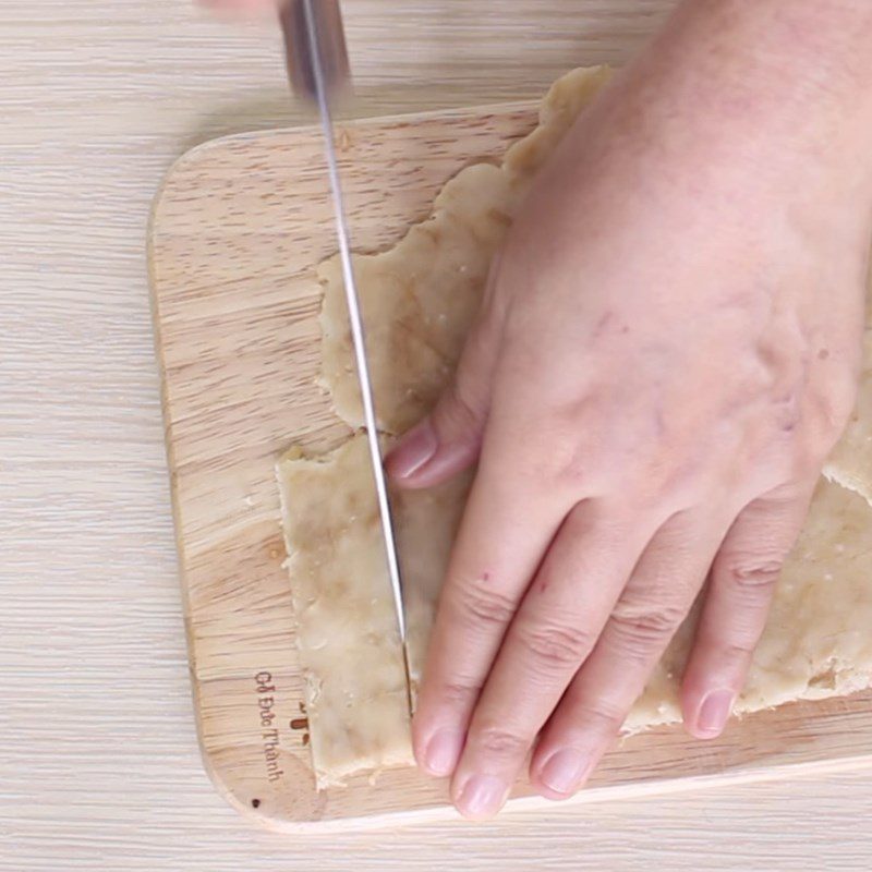 Step 3 Shaping the dough Savory shredded pork sticks