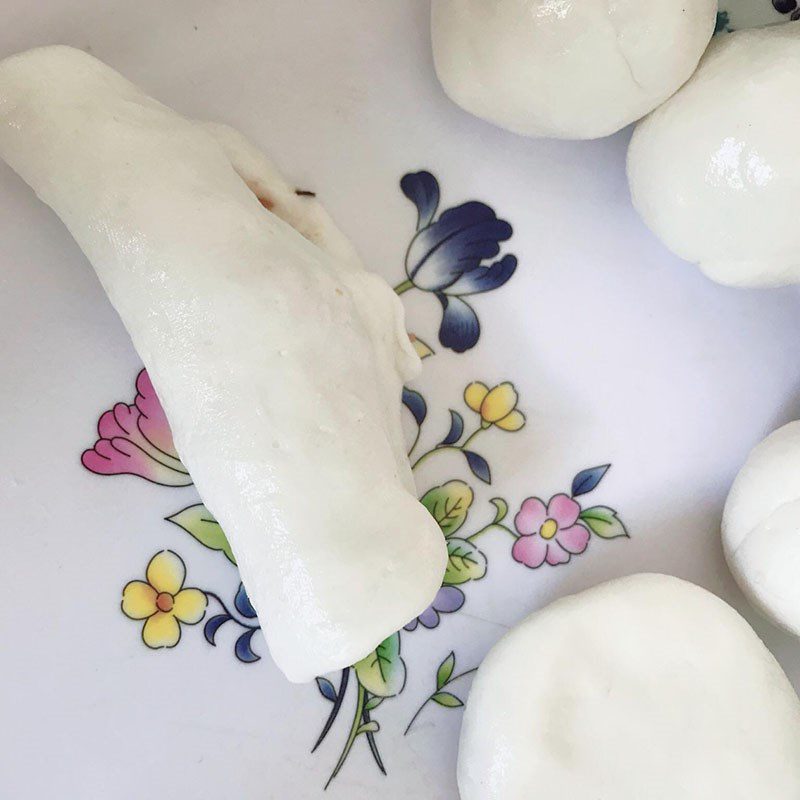 Step 3 Shaping the cake Steamed bun with cade filling (recipe shared by a user)