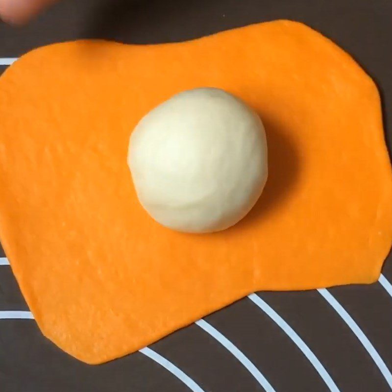 Step 5 Shaping the Tangerine Tangerine Bun