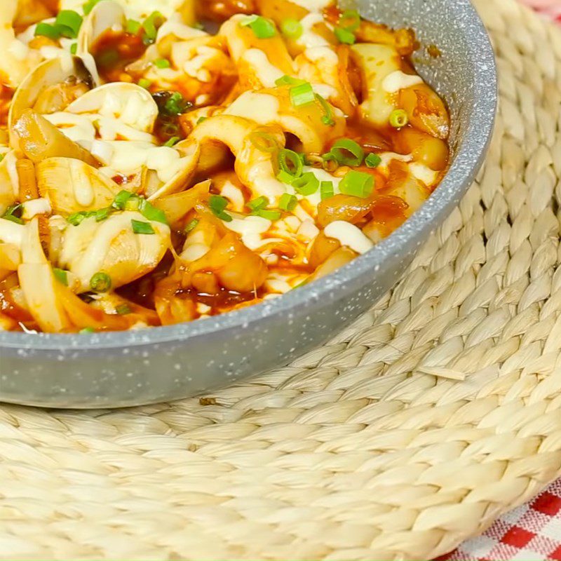 Step 6 Product Stir-fried rice cakes with seafood