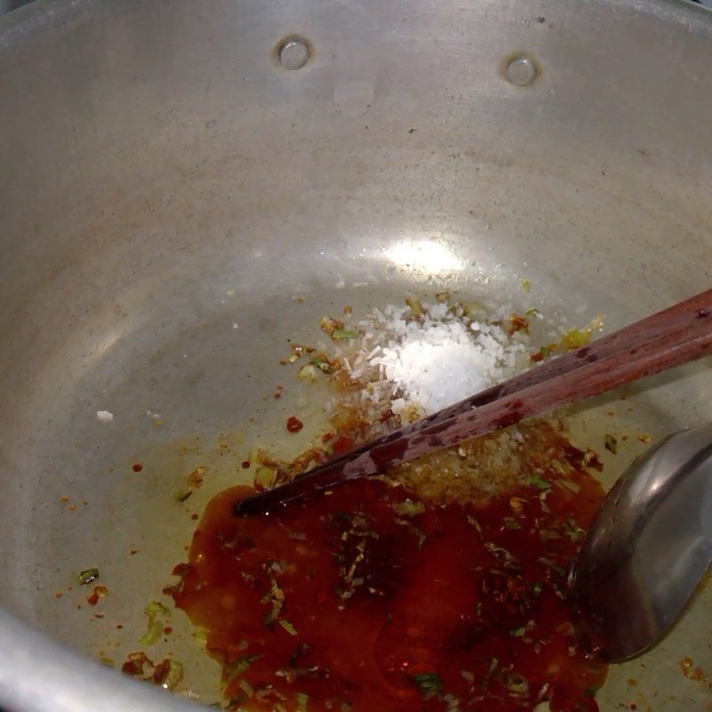 Step 3 Caramelizing Pineapple braised fish