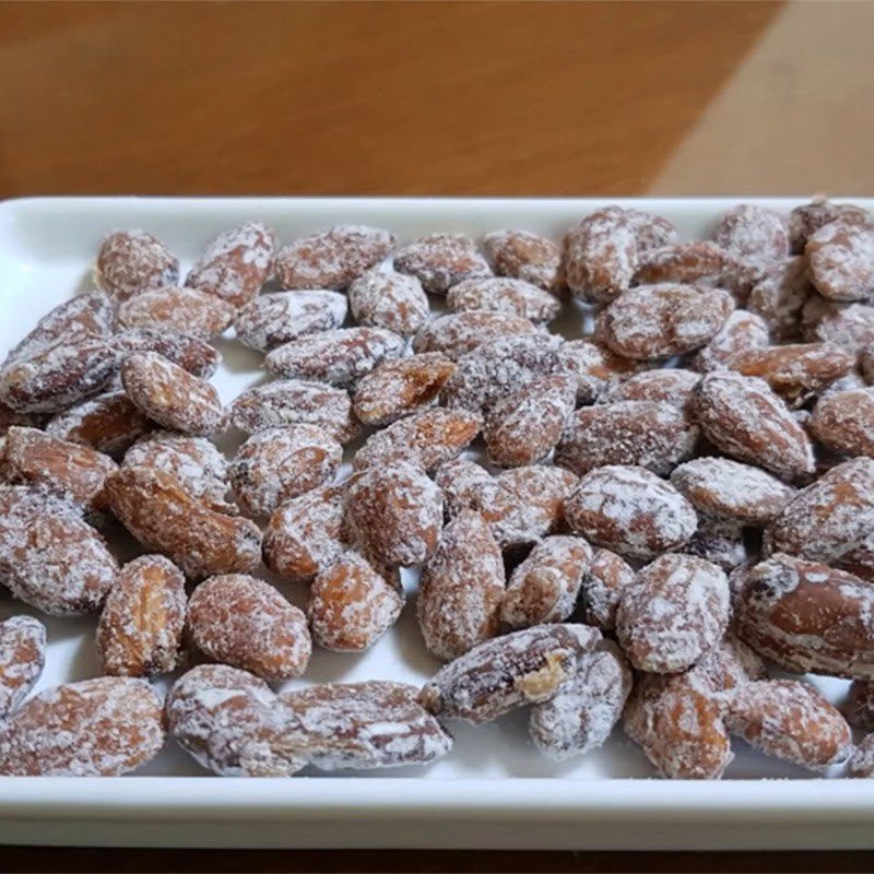 Step 3 Final Product Roasted almonds with butter and sugar