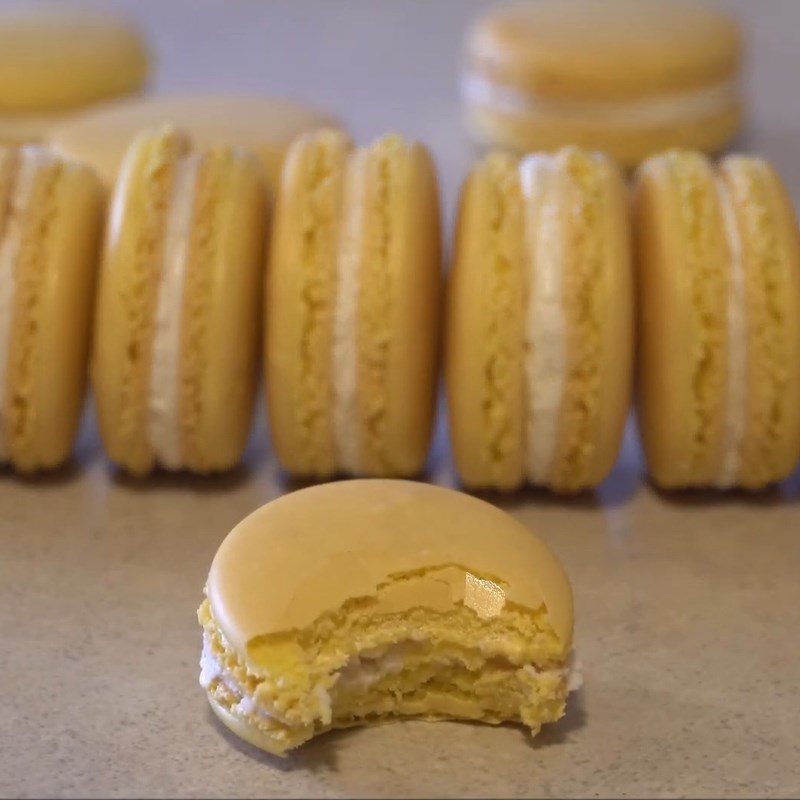 Step 7 Final product of lemon macarons with flour