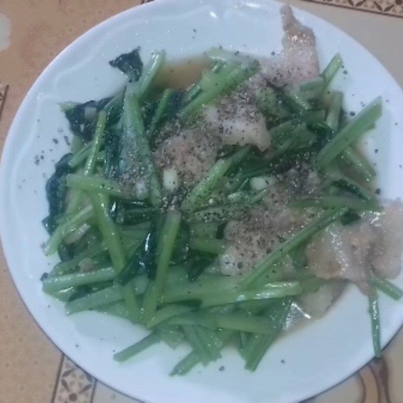 Step 4 Final product Stir-fried pork with mustard greens