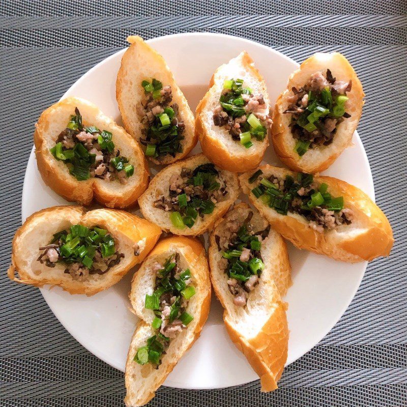 Step 5 Final Product Steamed bread with minced meat