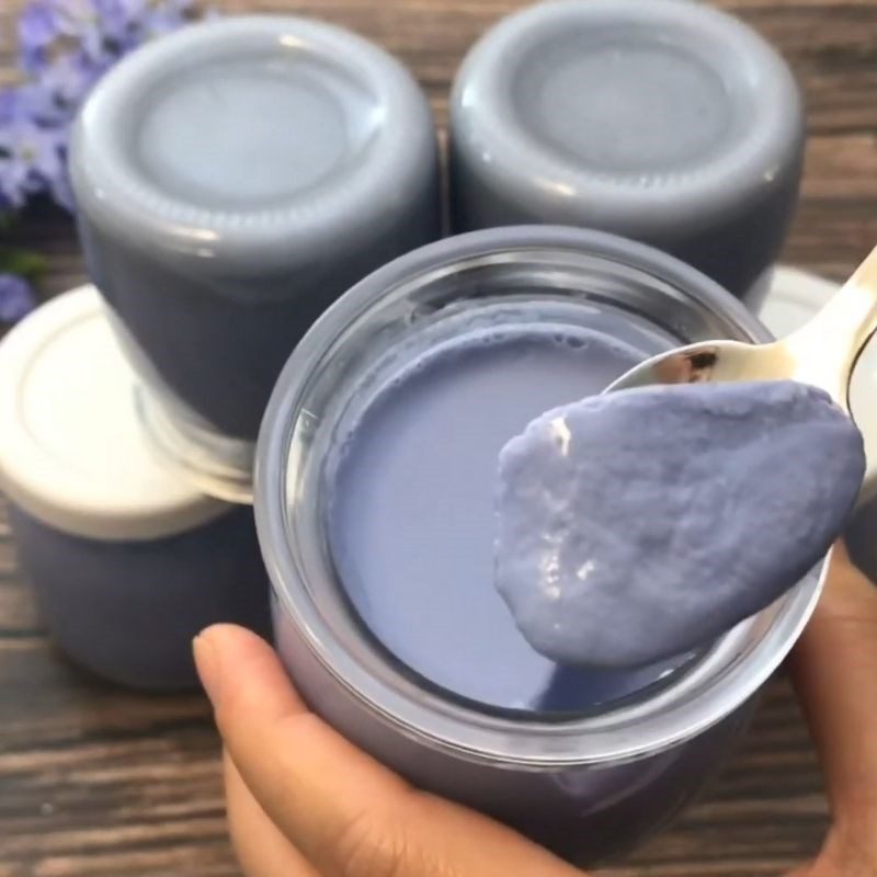 Step 4 Finished product Butterfly pea flower yogurt from butterfly pea flower powder