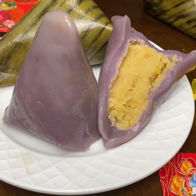 Step 6 Final product Purple sweet potato sticky rice cake with mung bean filling