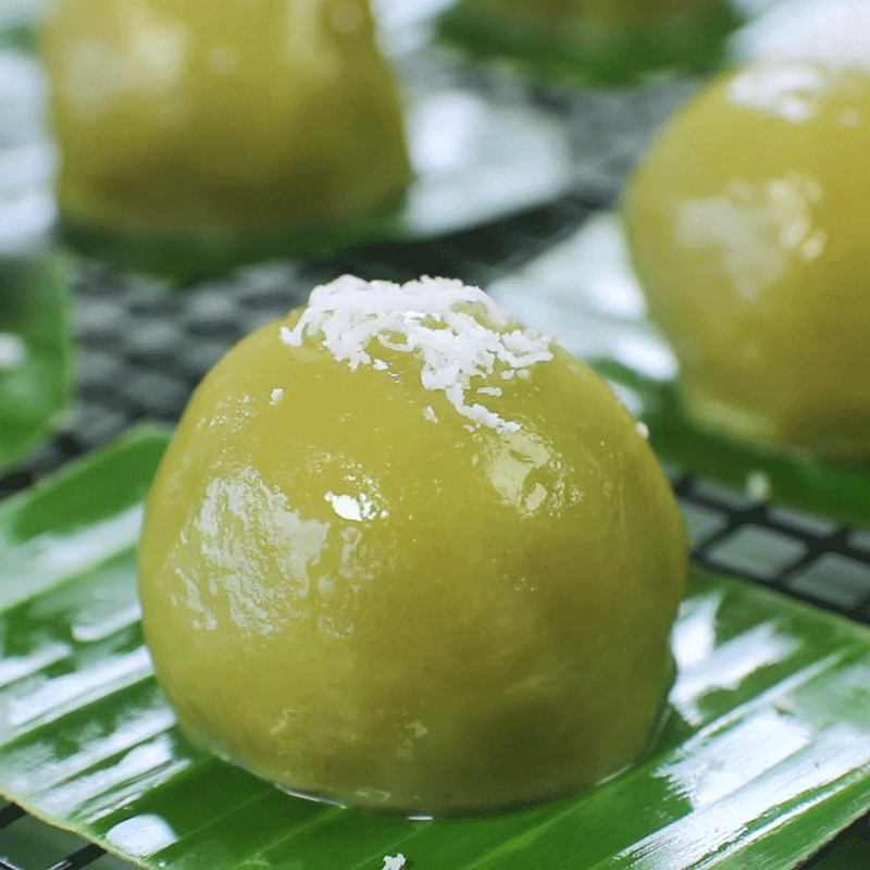 Step 7 Final Product Banh it steamed with pandan leaves and mung bean filling