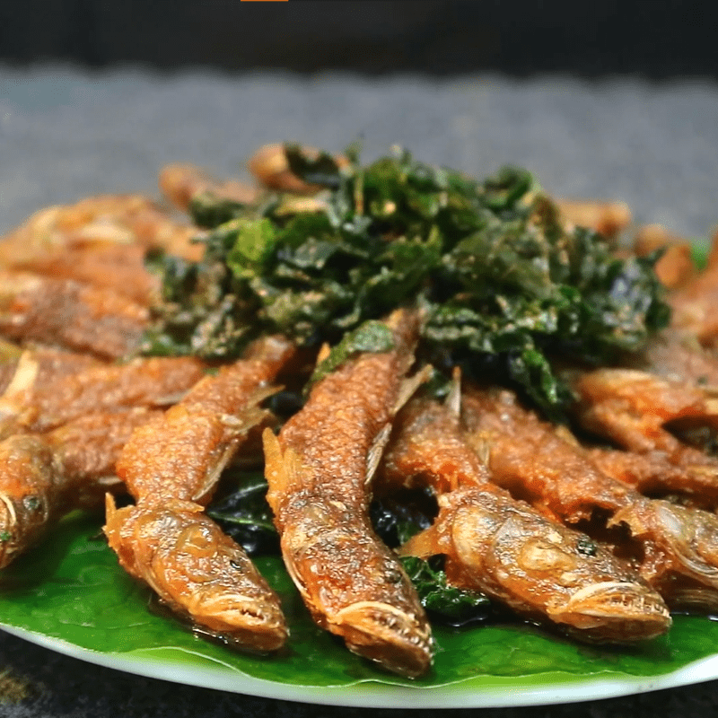 Step 4 Final product Fried goby fish with wild betel leaves