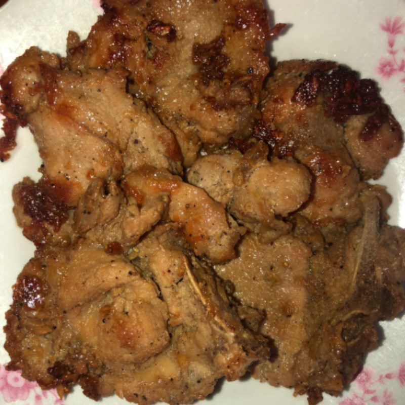 Step 4 Finished product Fried garlic pork chops