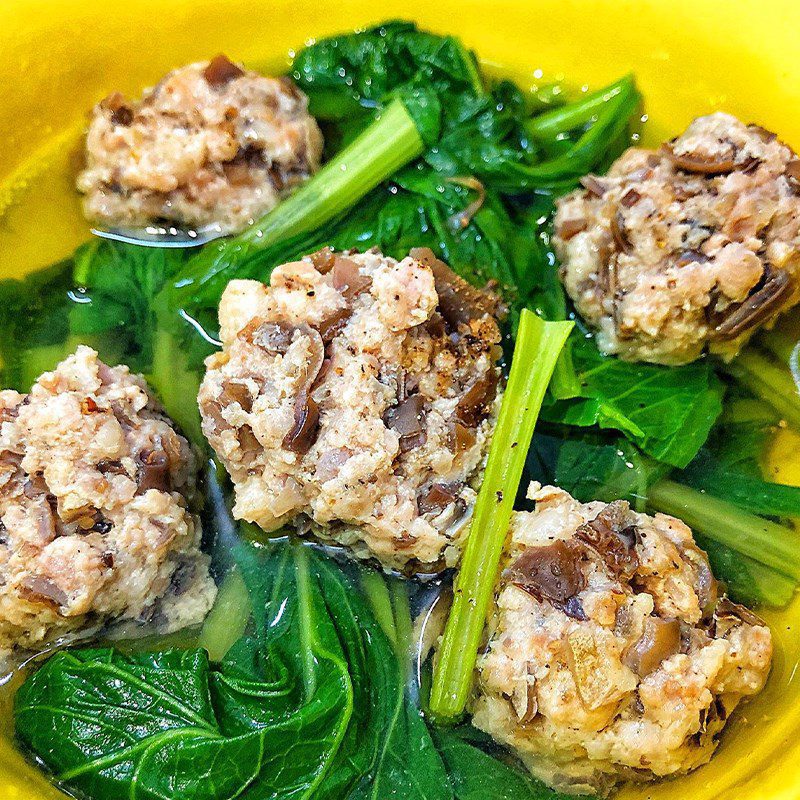 Step 4 Final product Sweet mustard greens with meatballs