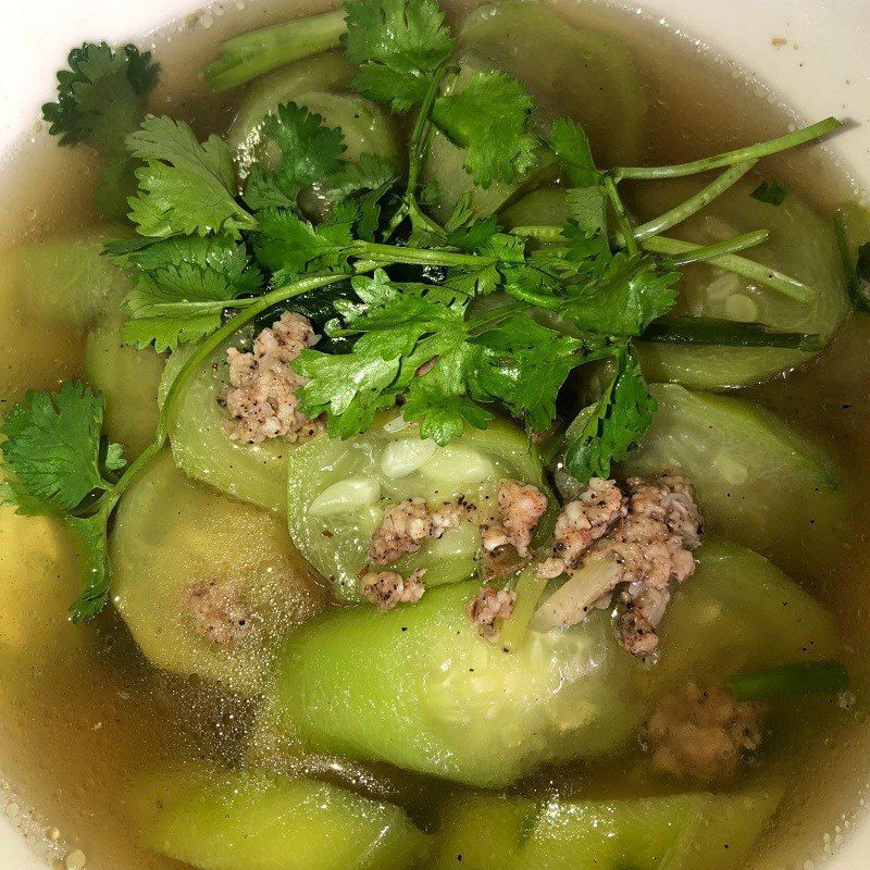 Step 4 Final product Fresh shrimp and gourd soup with Chinese gourd