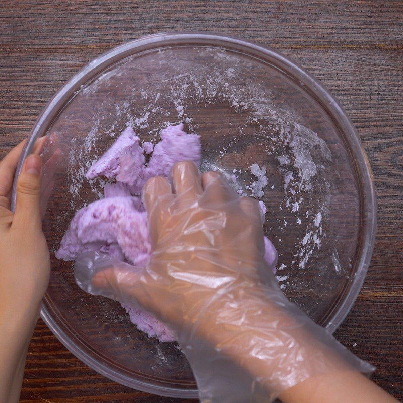 Step 2 Mixing the dough Fried Taro Cake