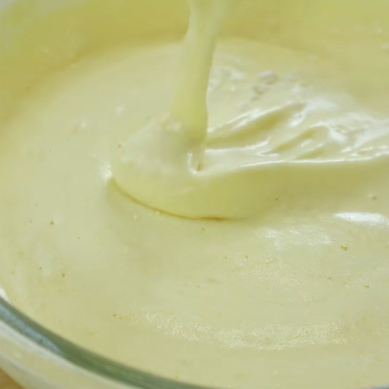 Step 2 Mixing the dough Coffee steamed sponge cake