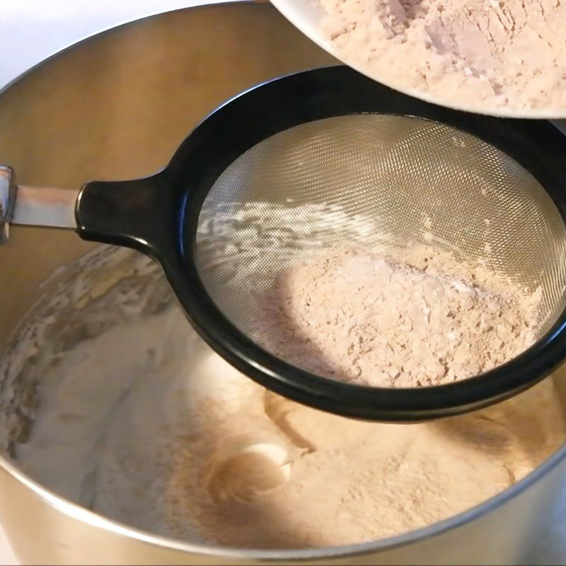 Step 2 Mix the macaron batter for Chocolate macarons using flour