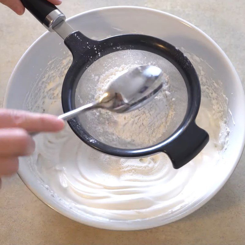 Step 2 Mix the batter for Coffee Macarons with flour