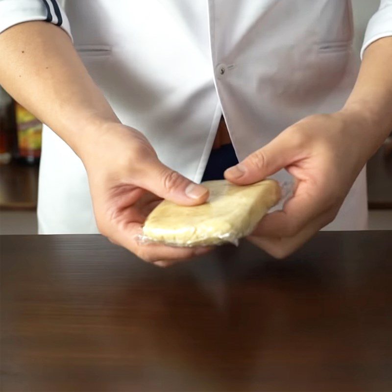 Step 2 Mixing the dough Butterfly pea flower almond cookies