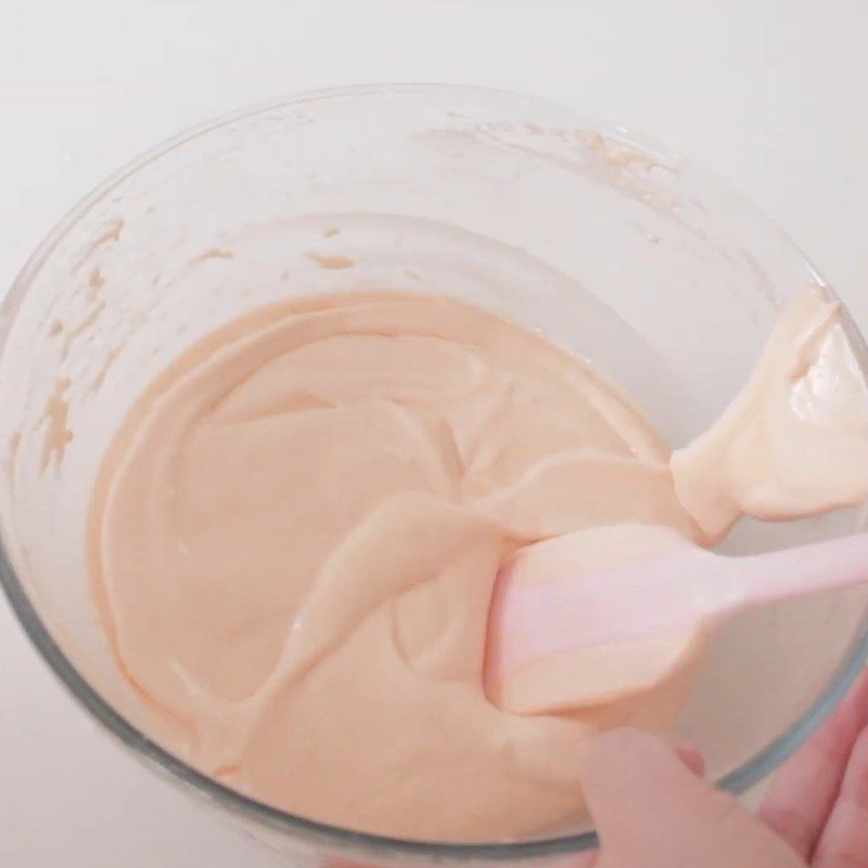 Step 1 Mix the dough for Tangerine buns