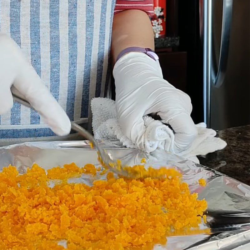 Step 1 Mixing the Oil Dough Salted Egg Layer Cake