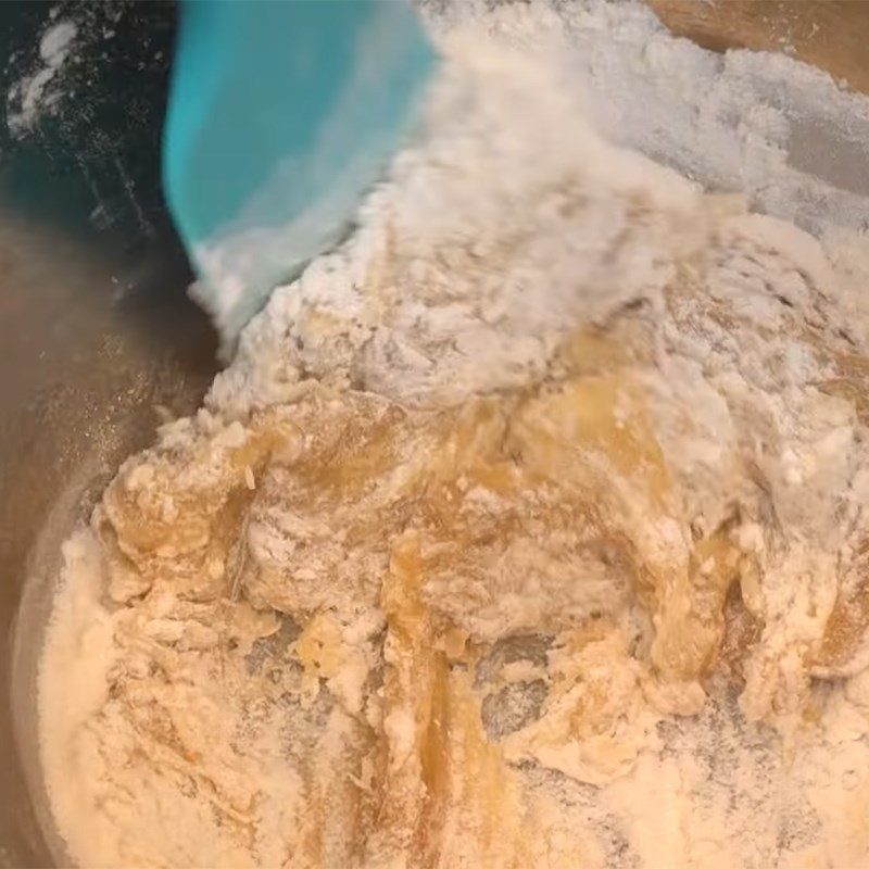 Step 3 Mixing the dough for Mooncake with mixed vegetarian filling