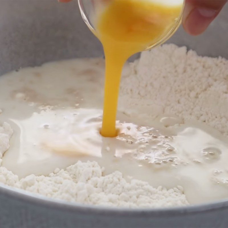 Step 2 Mixing the cake batter Mini strawberry stuffed bread