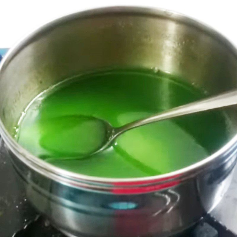 Step 1 Making the green tea filling for mooncake jelly