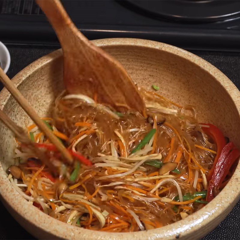 Step 4 Mix the vermicelli for mixed vegetarian vermicelli