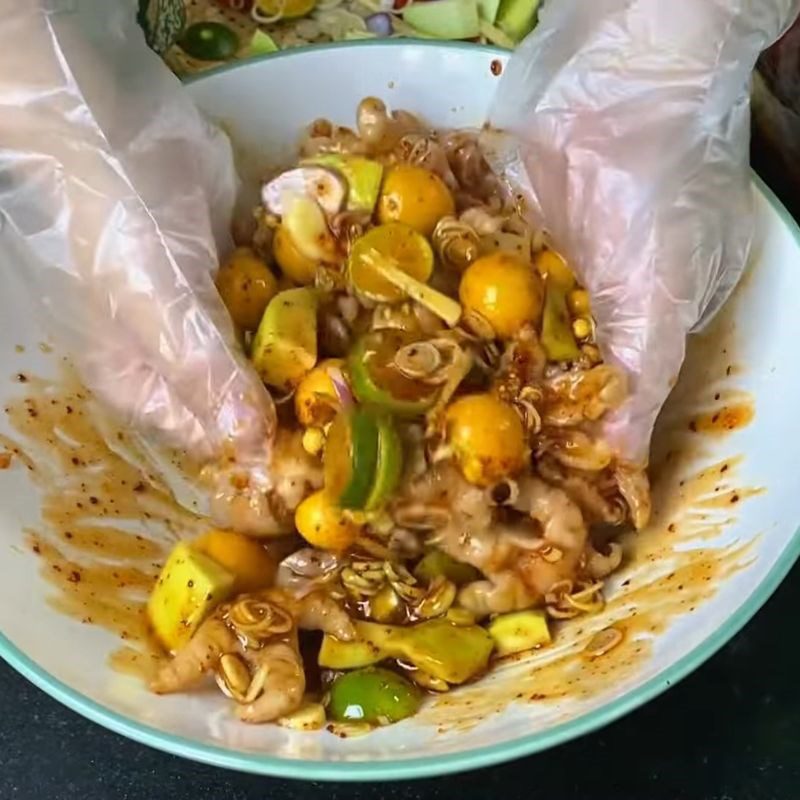 Step 5 Mixing Thai sauce with quail eggs and chicken feet Thai sauce quail eggs