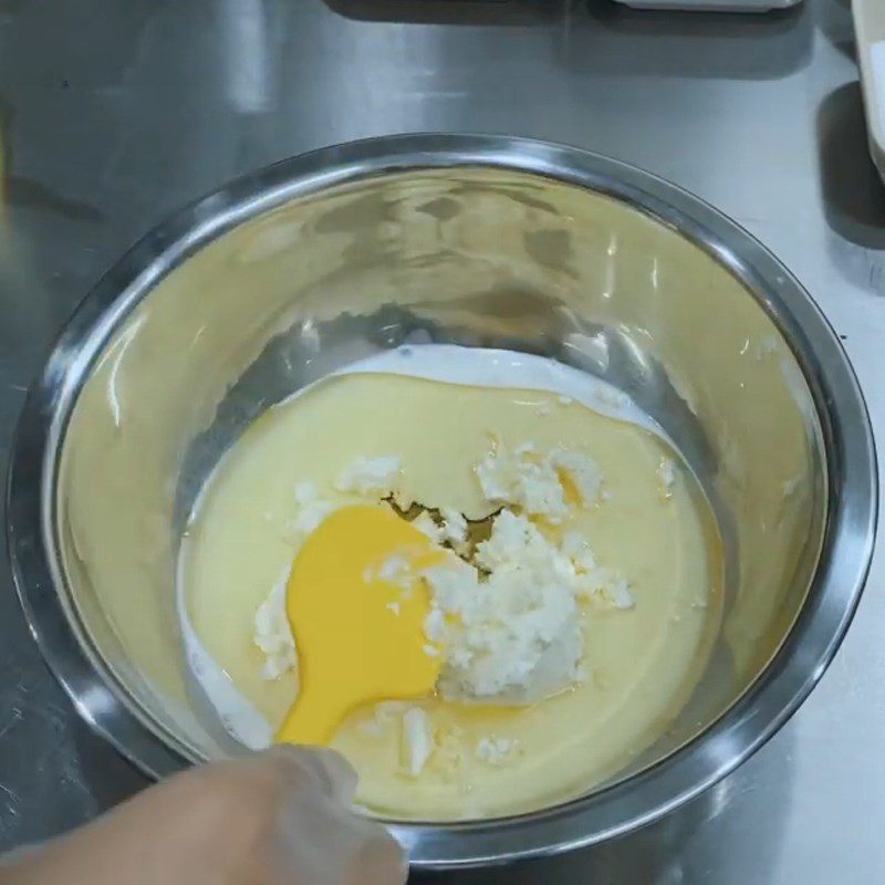 Step 1 Mix and steam the wet ingredients Durian Cheese Sponge Cake