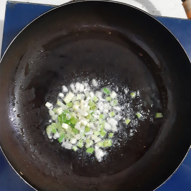 Step 3 Mixing and stir-frying meat Cold rice cake (Recipe shared by a user)