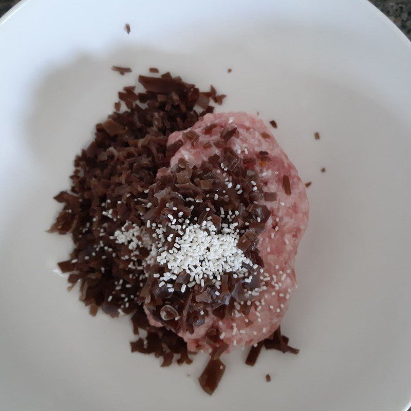 Step 3 Mixing and stir-frying meat Cold rice cake (Recipe shared by a user)