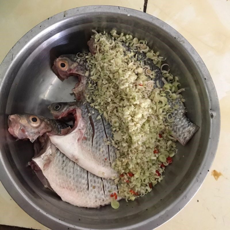 Step 2 Marinate the fish for Fried Salted Tilapia with Lemongrass and Chili