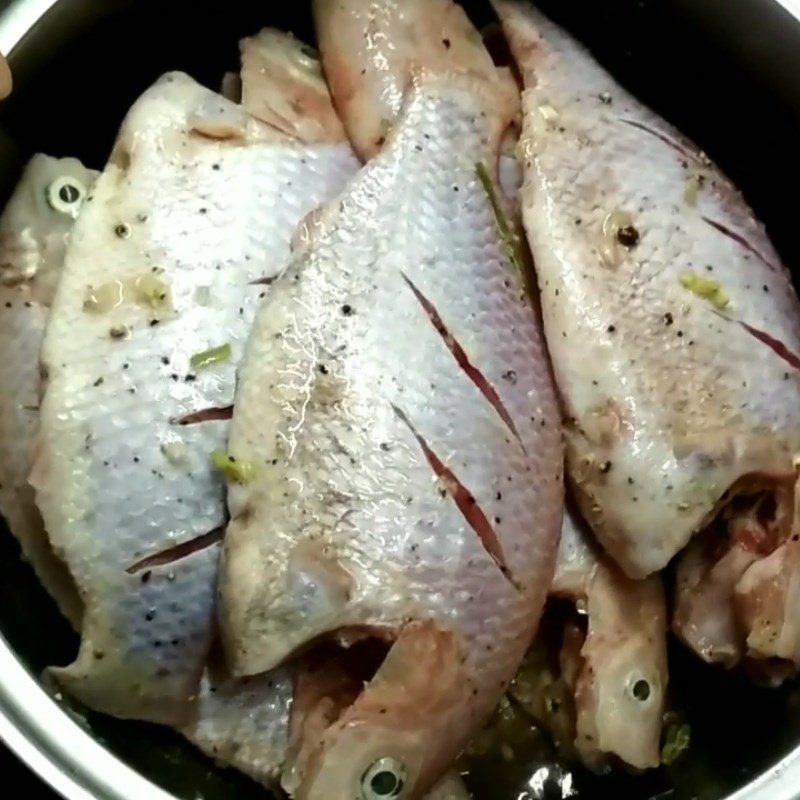 Step 2 Marinate the fish Fried fish using an air fryer