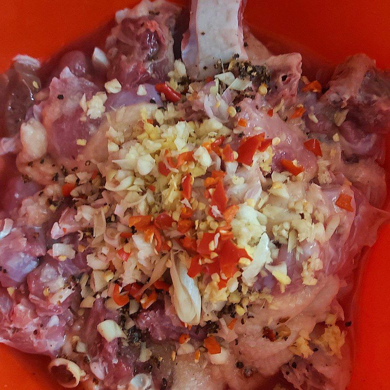 Step 2 Marinate the duck meat Sesame Fried Duck