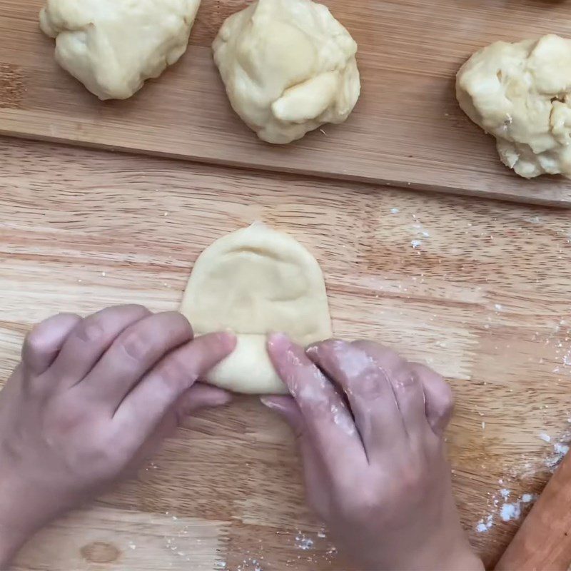 Step 6 Filling and Rolling the Dough for Layered Mooncake with Sticky Rice and Braised Meat