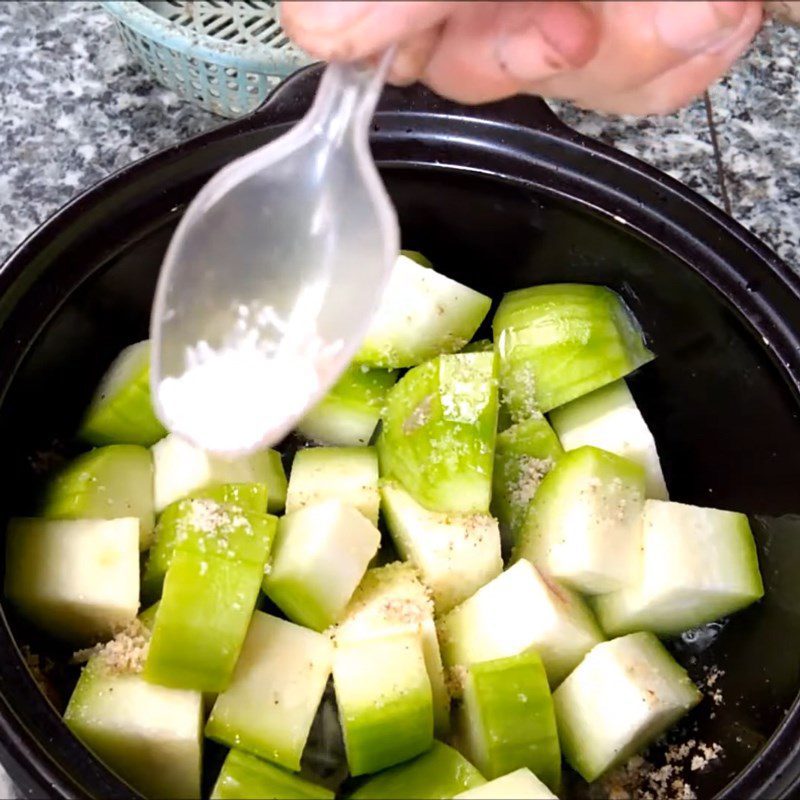 Step 2 Sauté the melon Vegetarian Melon Soup with Tofu