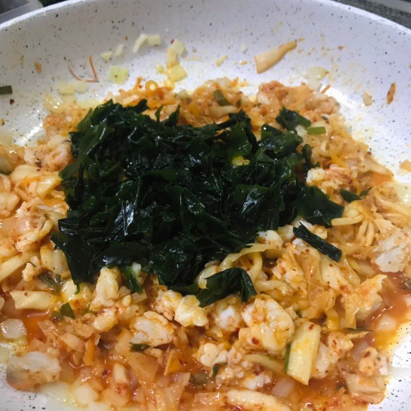 Step 2 Stir-fry the kimchi mixture Kimchi fried rice with shrimp and seaweed