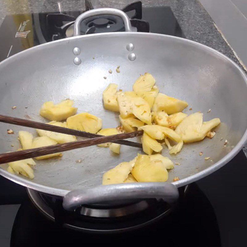 Step 3 Sauté pineapple Catfish stew with pineapple