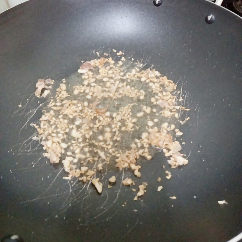 Step 4 Stir-fry wild boar meat Wild boar stir-fry