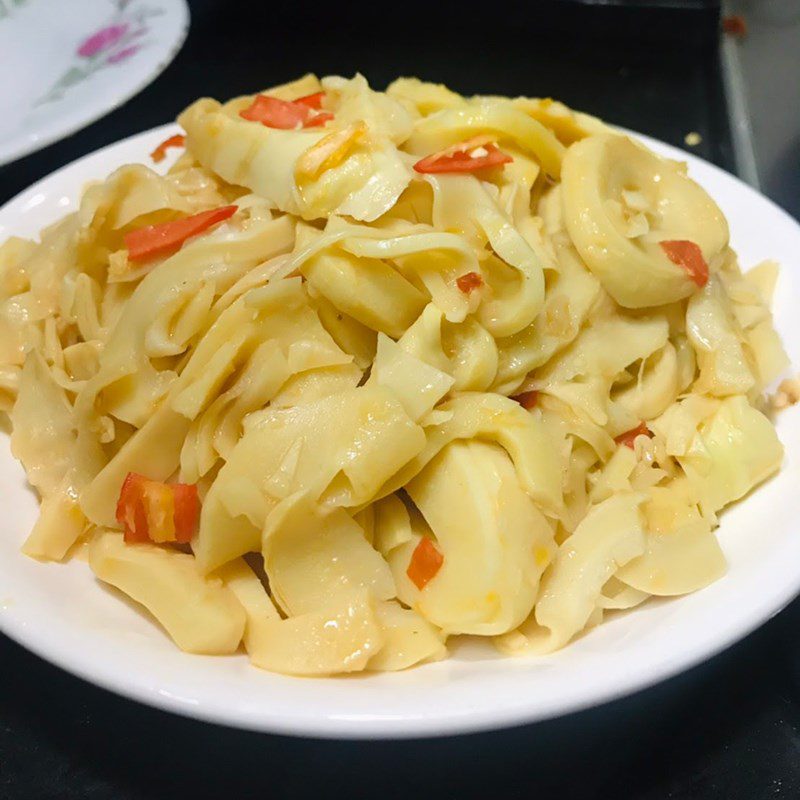 Step 3 Finished product Stir-fried bamboo shoots with garlic