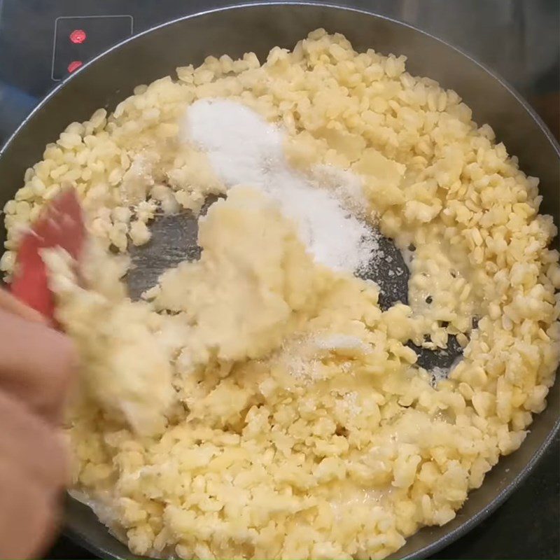 Step 4 Stir-fry green bean filling and shape Gấc coconut cake with green bean filling