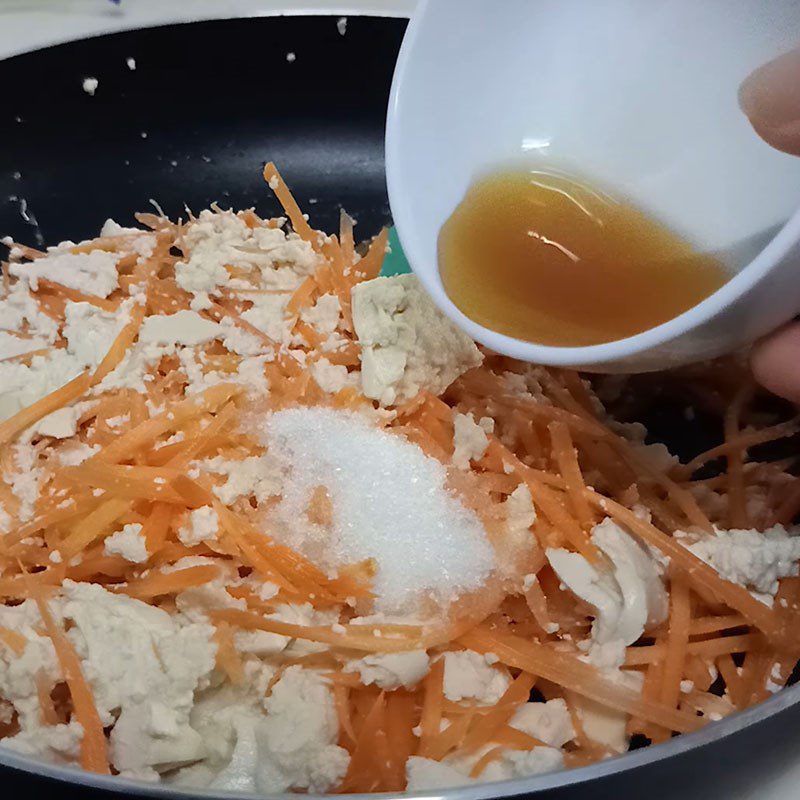 Step 2 Sauté the shrimp filling Sweet potato shrimp cake