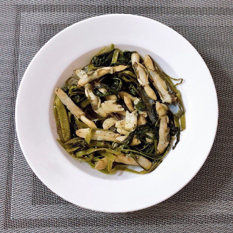 Step 3 Stir-fried razor clams with vermicelli Stir-fried razor clams with vermicelli